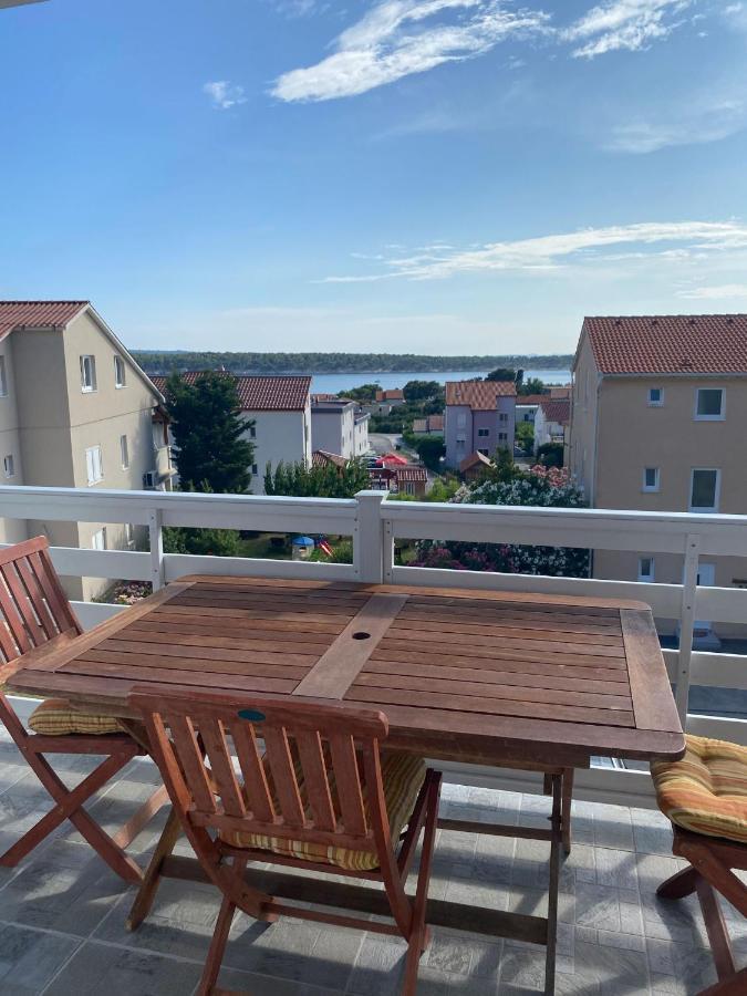 Apartments Olea Раб Екстериор снимка