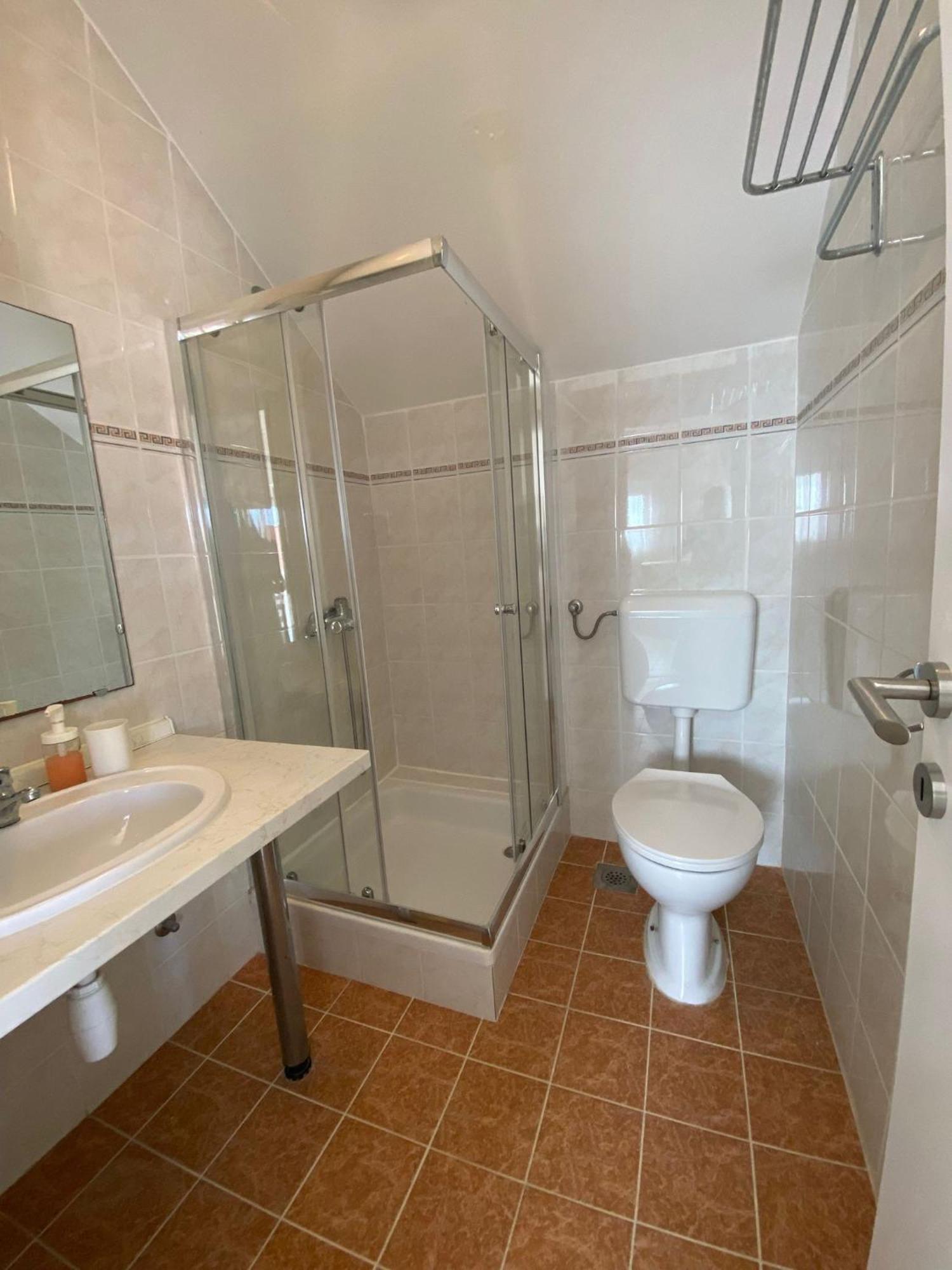 Apartments Olea Раб Екстериор снимка