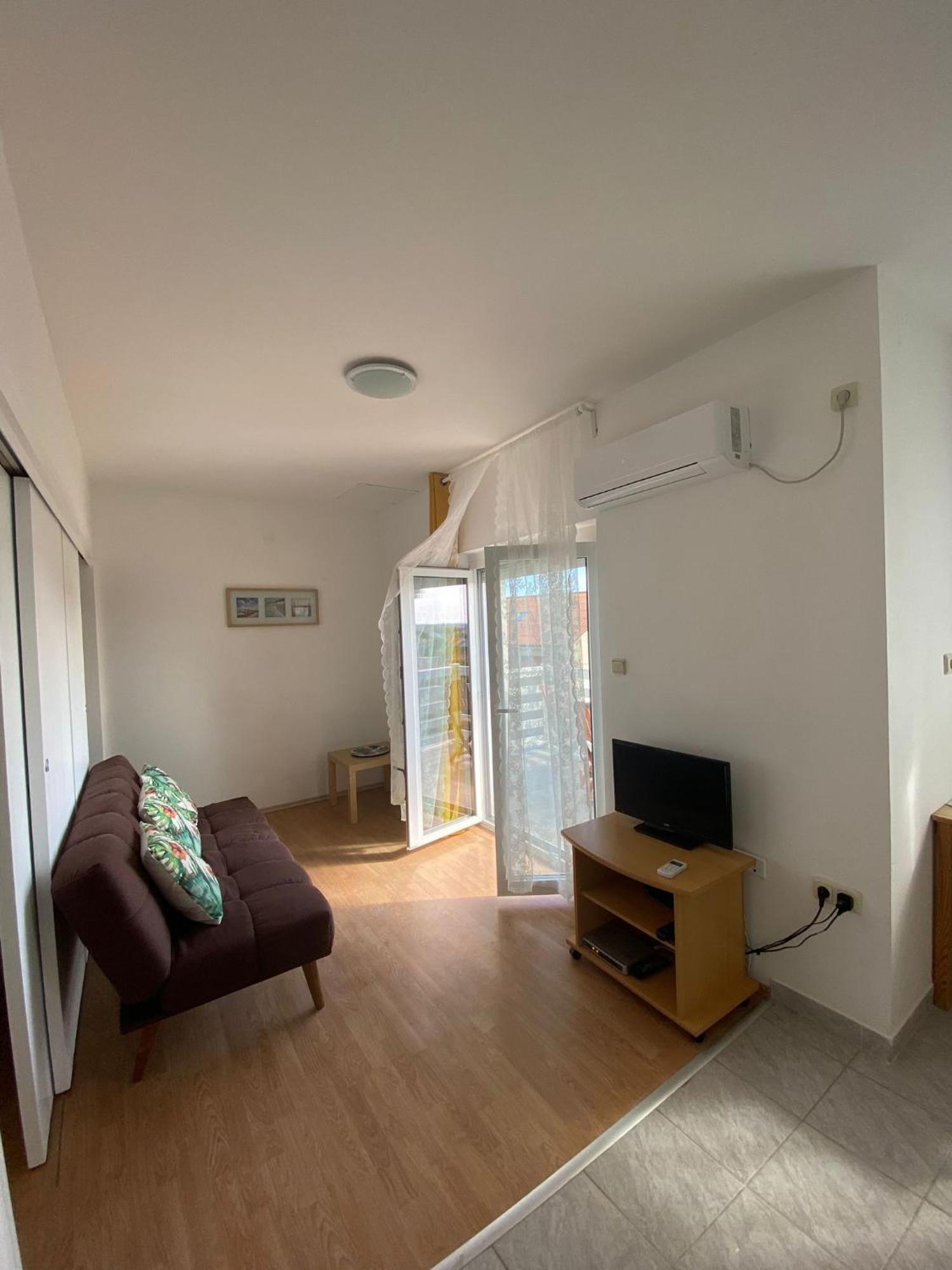 Apartments Olea Раб Екстериор снимка