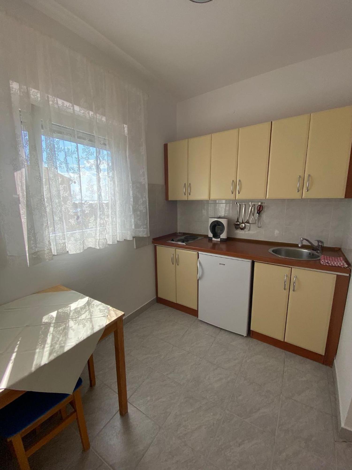 Apartments Olea Раб Екстериор снимка