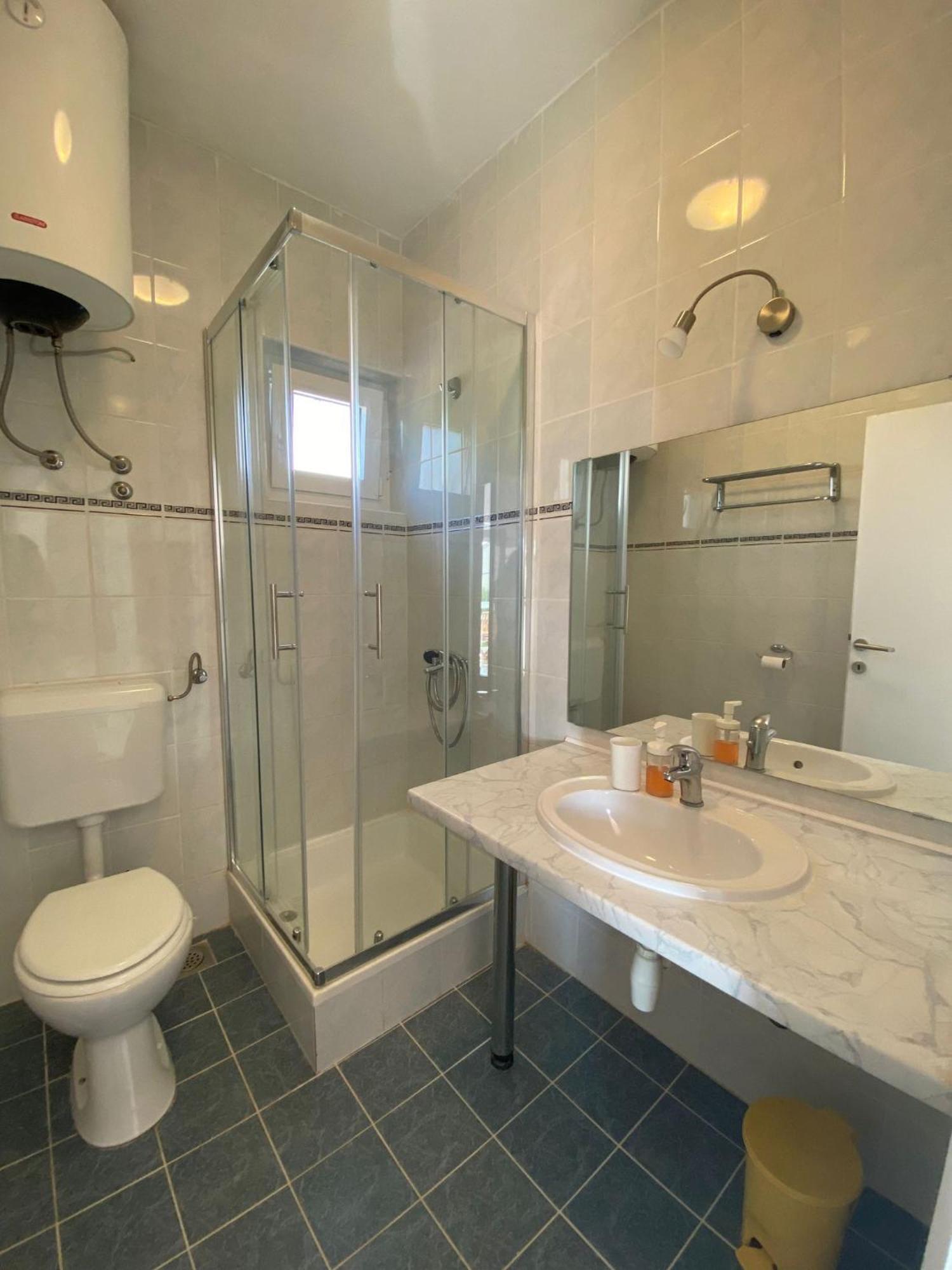 Apartments Olea Раб Екстериор снимка